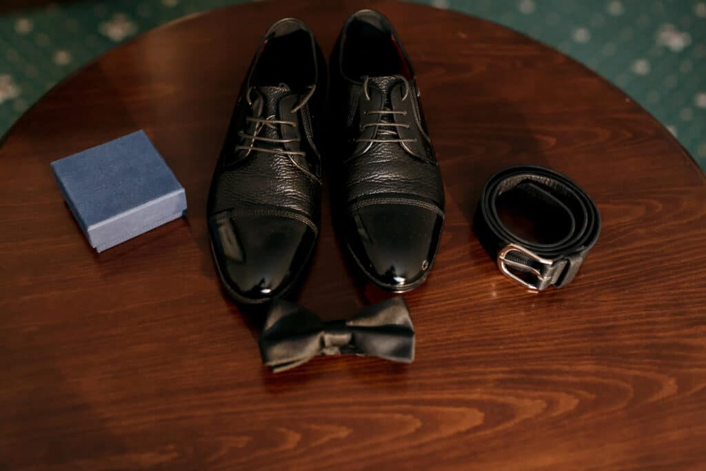 Black tie attire accessories 