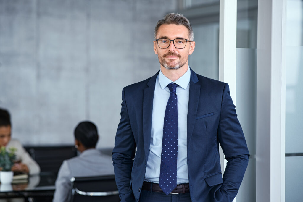 avoid these mistakes when wearing a suit