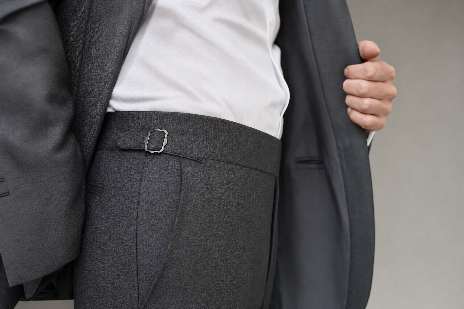 suit without belt